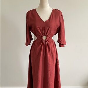 Chic Rust Midi Dress with Cut-Out Detail